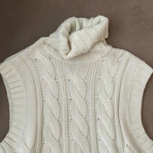 H&M White Cable Knit Sweater Vest